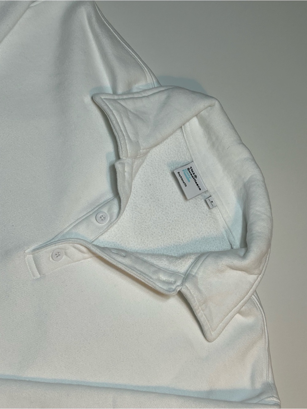 Aritzia Tna Cozy Fleece Boyfriend Polo Pullover Sweatshirt White - Picture 4 of 9